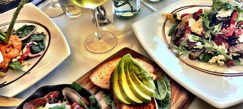 Table 1 Espresso Merewether - Tourism Adelaide 1