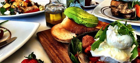 Table 1 Espresso Merewether - Tourism Adelaide 2