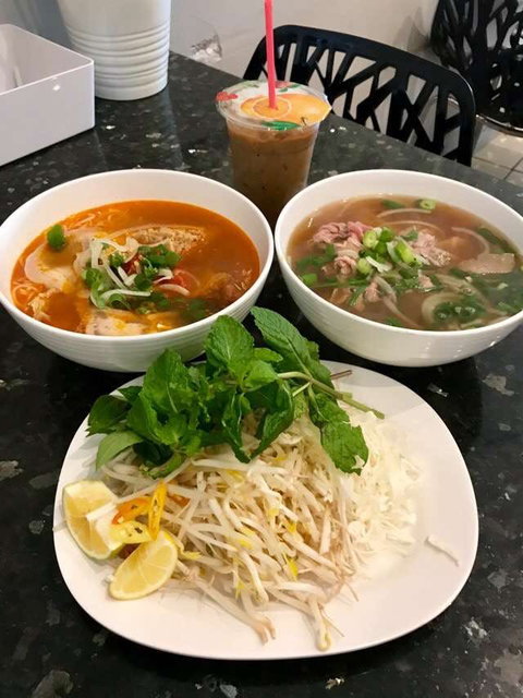 Phuong Trinh Vietnamese & Chinese - Tourism Adelaide 0