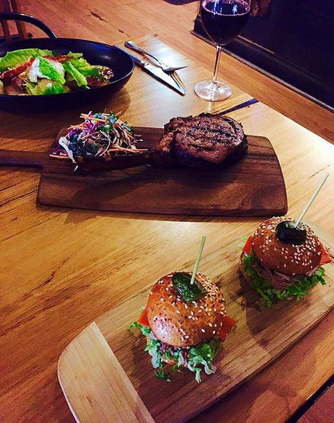 Australian Youth Hotel - Tourism Adelaide 12