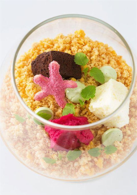 Linq Bar Restaurant - Tourism Adelaide 13