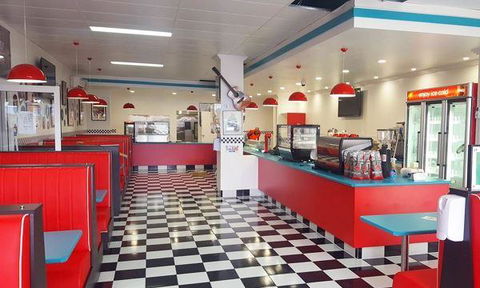RJ's Rock N Roll Diner - Tourism Adelaide 8