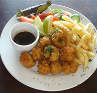 Beachfront Hotel - Tourism Adelaide