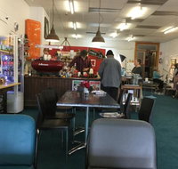 The Crowded Lounge - Tourism Adelaide