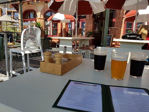 Island Brew House & Dining - Tourism Adelaide 0