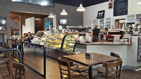 D & M's Bakery Cafe - Tourism Adelaide 0