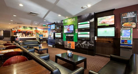 Nightcap at Ashley Hotel - Tourism Adelaide 4