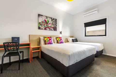 Nightcap at Ashley Hotel - Tourism Adelaide 6