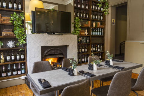 The Vulcan Hotel - Tourism Adelaide 13