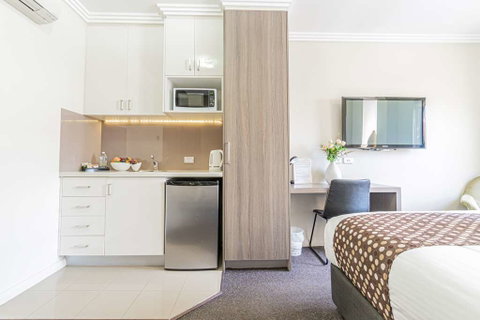Best Western Plus Camperdown Suites - Tourism Adelaide 16