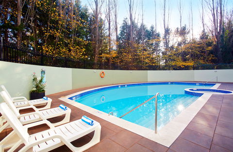 Crowne Plaza Canberra - Tourism Adelaide 7