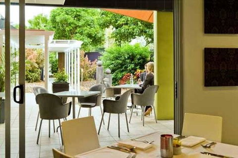Rocklea International Hotel - Tourism Adelaide 7