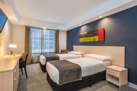 Mantra Tullamarine Hotel - Tourism Adelaide 7