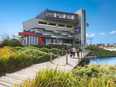 Mercure Melbourne Caroline Springs - Tourism Adelaide 1
