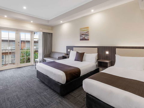 Quality Hotel Melbourne Airport - Tourism Adelaide 7