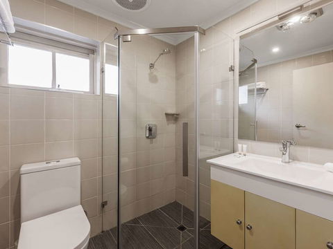 Quality Hotel Melbourne Airport - Tourism Adelaide 12