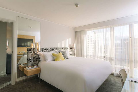 QT Canberra - Tourism Adelaide 16