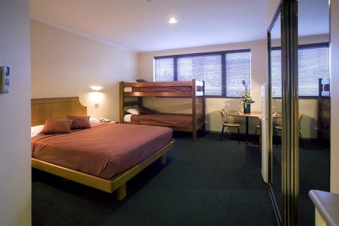 Capital Executive Apt Hotel Canberra - Tourism Adelaide 7