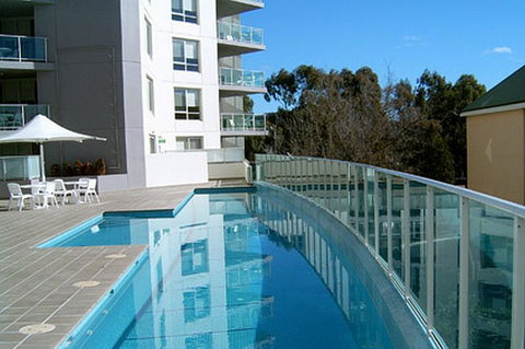 Pacific Suites Canberra - Tourism Adelaide 2