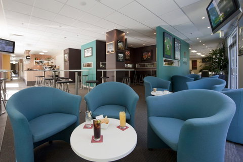 Pacific Suites Canberra - Tourism Adelaide 3