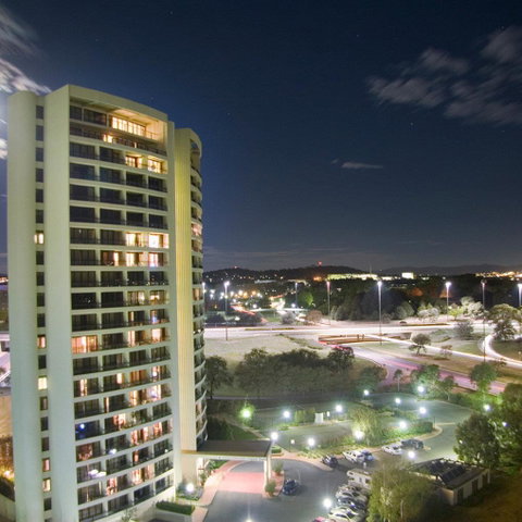 BreakFree Capital Tower - Tourism Adelaide 0