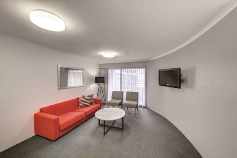 Adina Serviced Apartments James Court - Tourism Adelaide 12