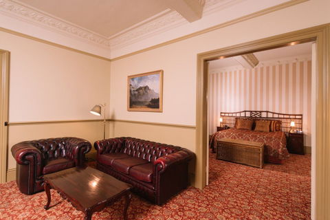 Hadley's Orient Hotel - Tourism Adelaide 7