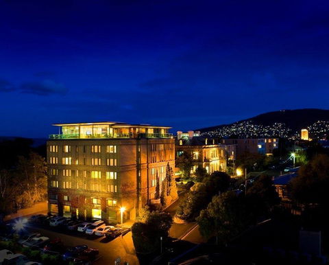 Lenna of Hobart - Tourism Adelaide 1