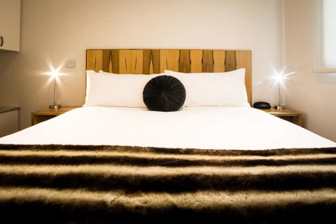 Salamanca Wharf Hotel - Tourism Adelaide 3