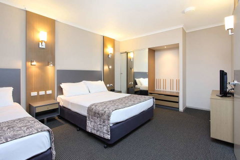 Brisbane International - Virginia - Tourism Adelaide 16