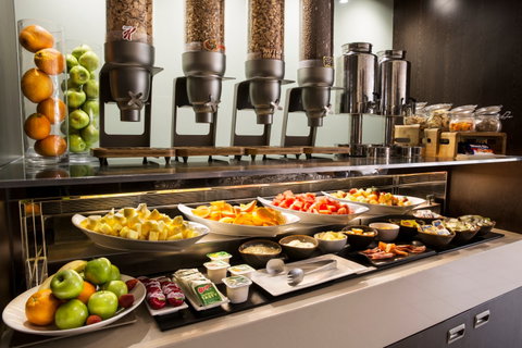 Holiday Inn Melbourne Airport - Tourism Adelaide 10