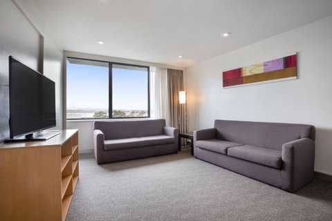 Holiday Inn Melbourne Airport - Tourism Adelaide 12