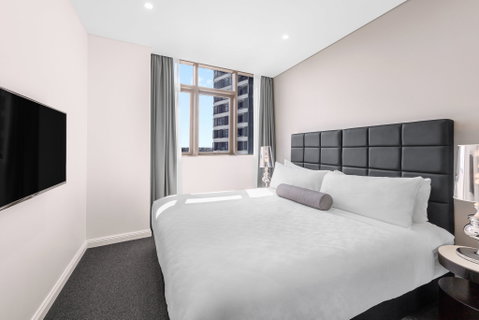 Meriton Suites Church Street, Parramatta - Tourism Adelaide 6