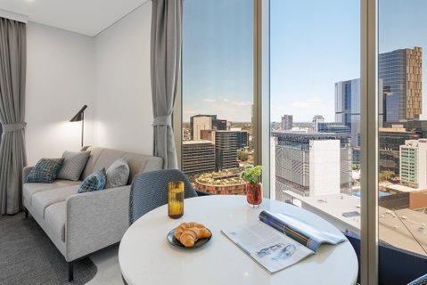 Meriton Suites George St - Tourism Adelaide 9