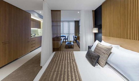 Skye Hotel Suites - Tourism Adelaide 7