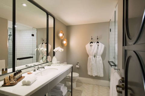 Mayfair Hotel - Tourism Adelaide 7