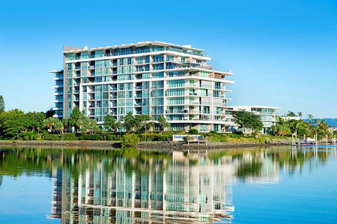 ULTIQA Freshwater Point Resort - Tourism Adelaide 1