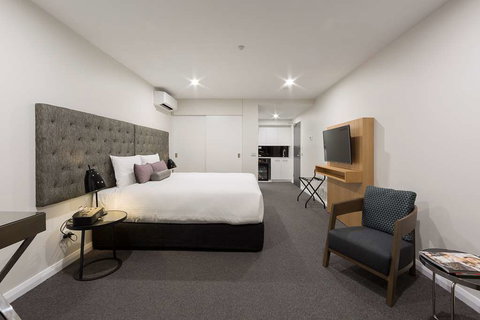 Avenue Hotel Canberra - Tourism Adelaide 4