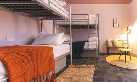 United Backpackers - Tourism Adelaide 4