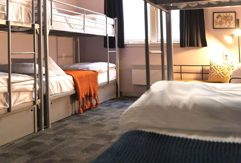 United Backpackers - Tourism Adelaide 8