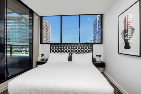 The Constance - Tourism Adelaide 10
