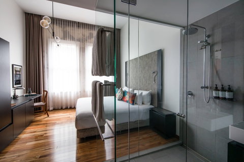 The Old Clare Hotel - Tourism Adelaide 9