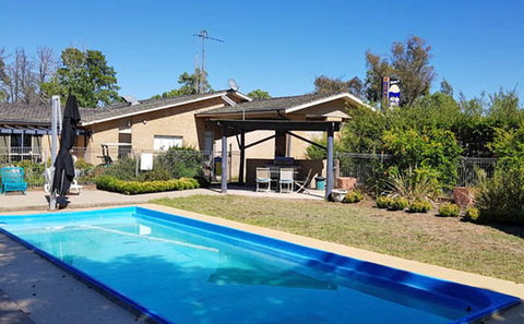 Amber Court Motor Inn - Tourism Adelaide 2