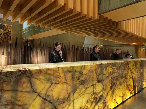 Meriton Suites World Tower - Tourism Adelaide 1