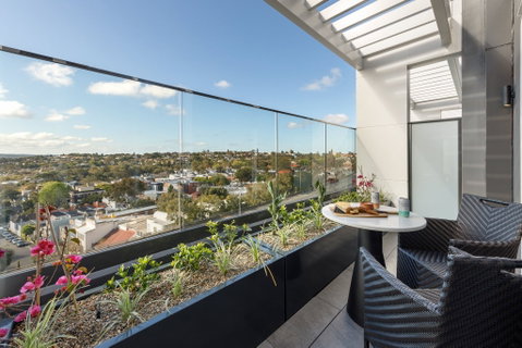 Meriton Suites Bondi Junction - Tourism Adelaide 1