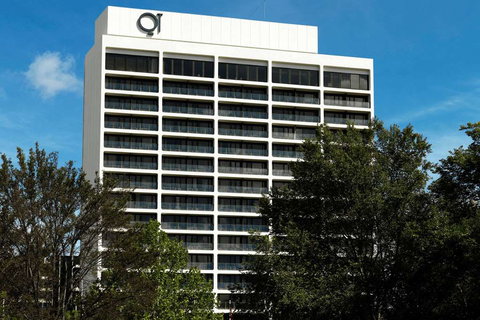 QT Canberra - Tourism Adelaide 0
