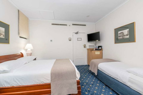 Castlereagh Boutique Hotel, Ascend - Tourism Adelaide 2