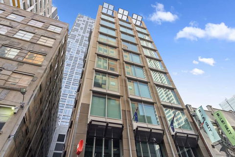 YEHS Hotel Melbourne CBD - Tourism Adelaide 0