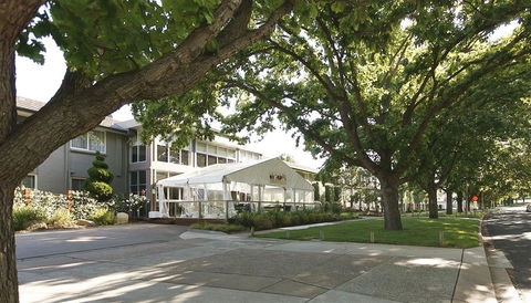 Forrest Hotel & Apartments - Tourism Adelaide 0