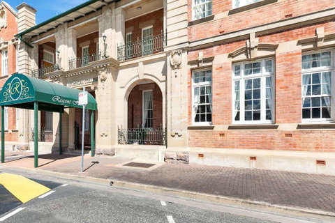 Quality Hotel Regent Rockhampton - Tourism Adelaide 1